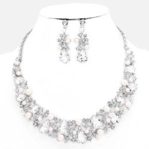 Necklace and earring set...